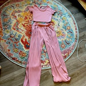 Pink/ mauve 2 piece set from Amazon